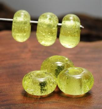 neon yellow glassbead