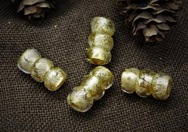 Überfangperle mit Goldfolie