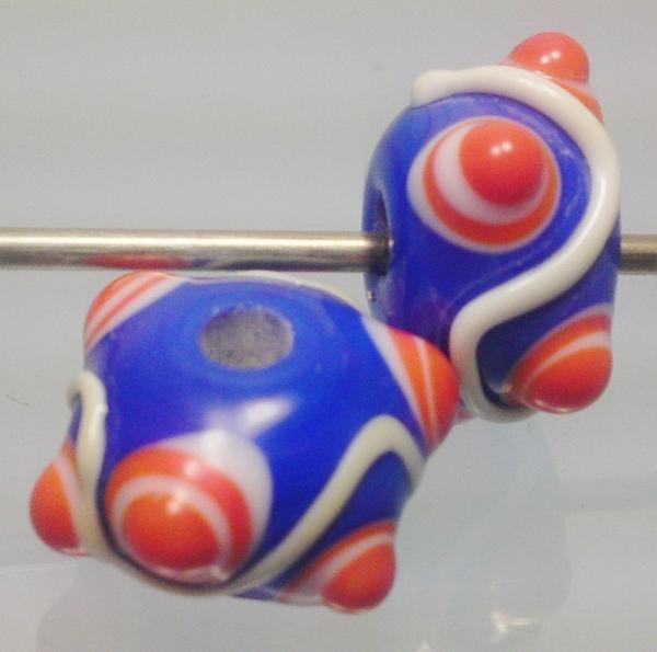Eye bead blue orange