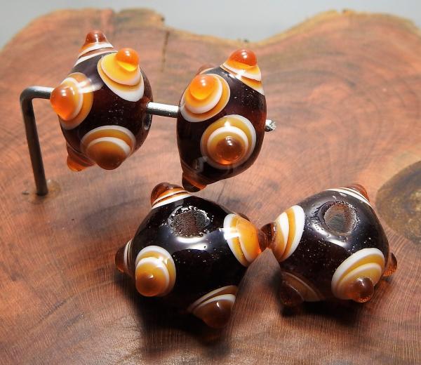 eyebead amber brown