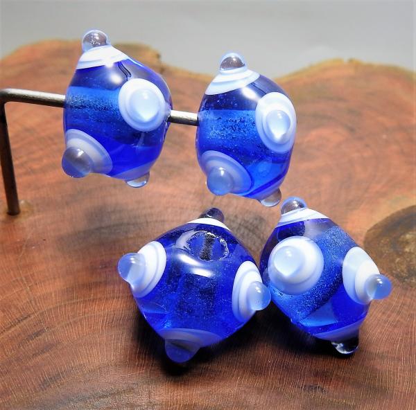 eyebead blue