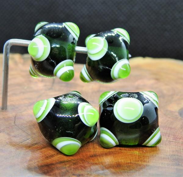 eyebead sage green