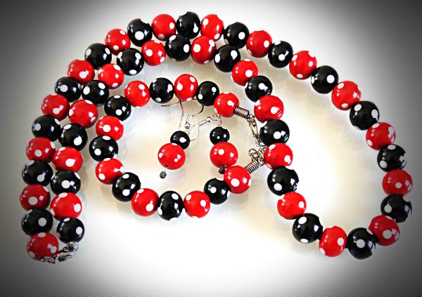Rot-schwarzes Perlenset Kette, Armband, Ohrhänger
