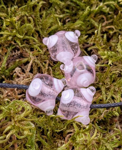 Eyebead pink transparency