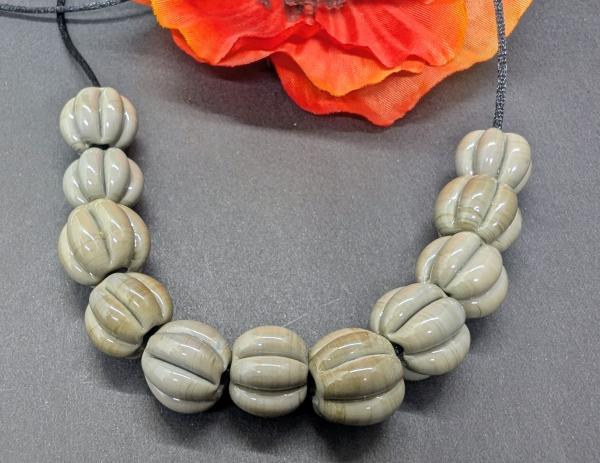 bead set 10 + 1 grey