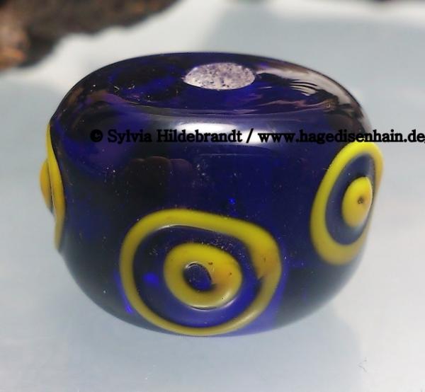 Ringeye bead